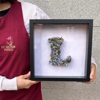 Letra Flor Preservada